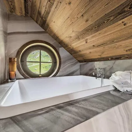 Chalet Civetta & Spa شقة *